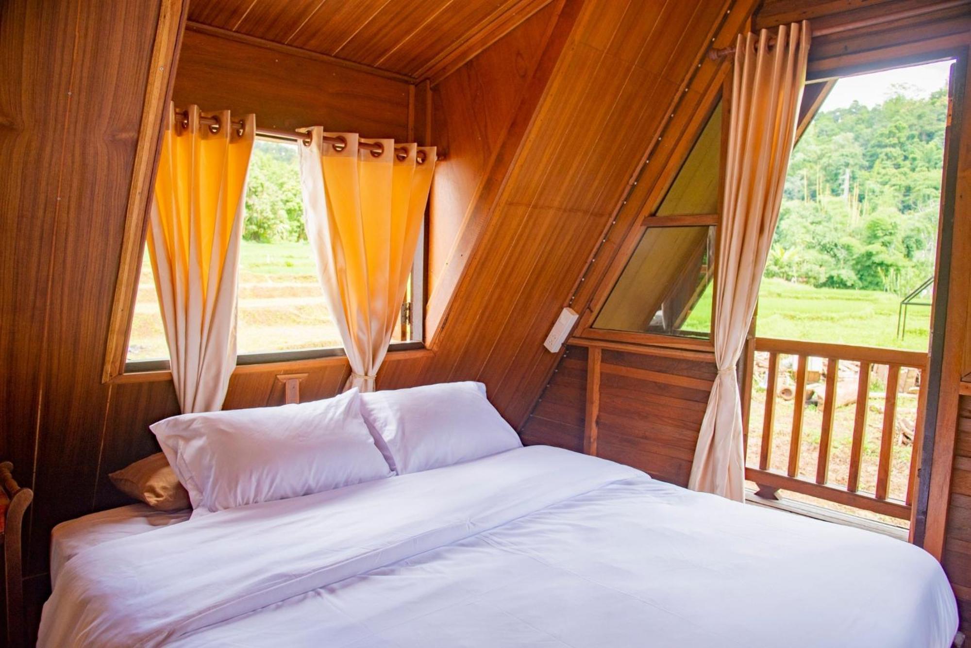 Hotel Ban Kaew Mo Ra Glamping & Restaurant Pang Mapha Exterior foto